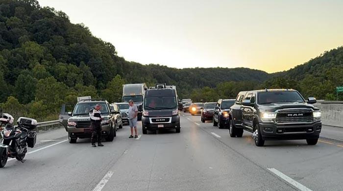 Kentucky shooter at large after wounding at least seven along highway
