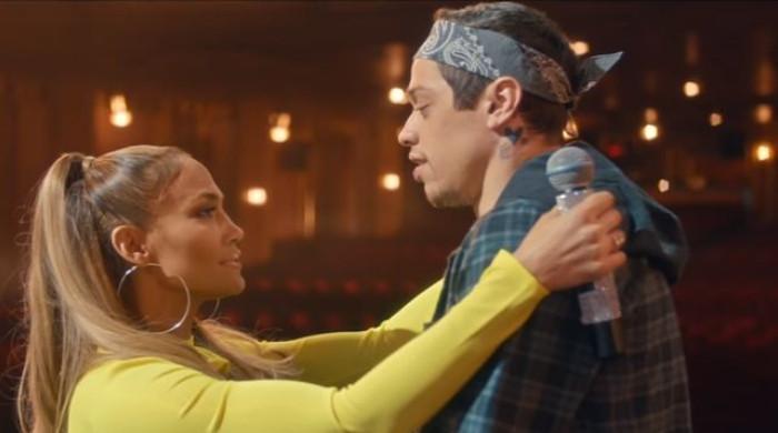 Jennifer Lopez trying to save potential beau Pete Davidson: Source