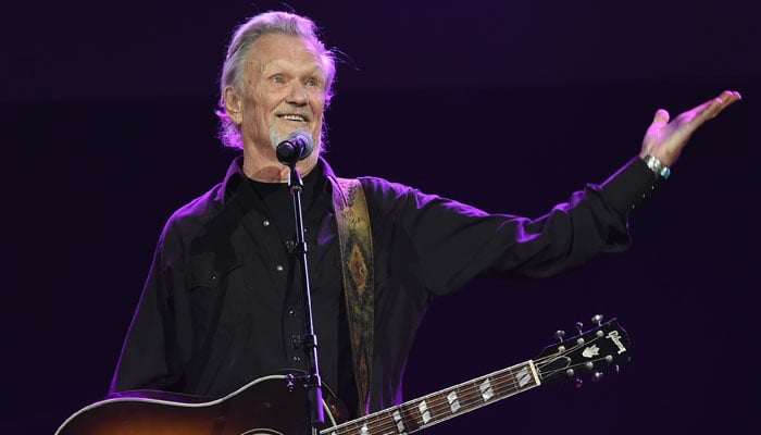 Kris Kristofferson’s sobriety journey resurfaces