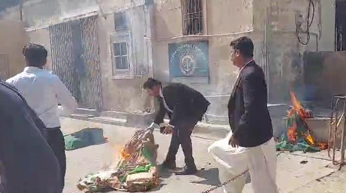 NA-231 vote recount: Masked men steal ballot sack, set another on fire in Karachi