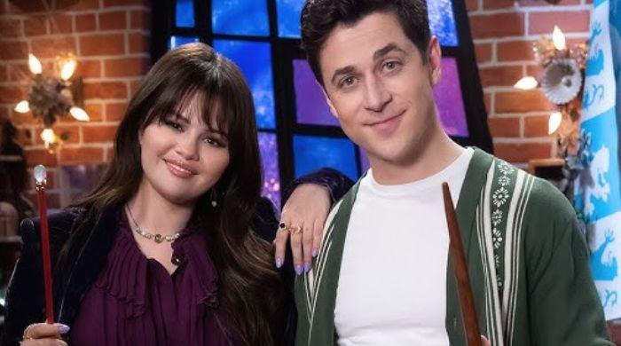 David Henrie reflects on his friendship with Selena Gomez David Henrie reflects on his friendship with Selena Gomez