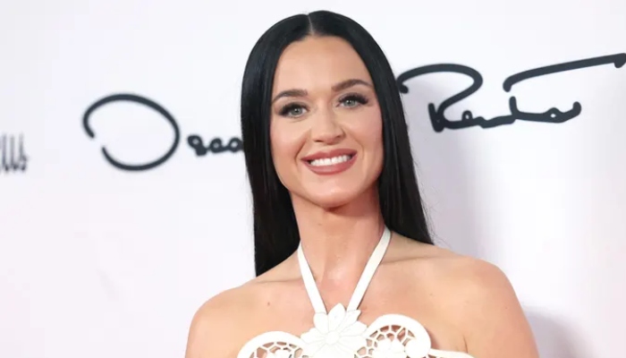 Photo: Desperate Katy Perry plans new gig to stay relevant: Source