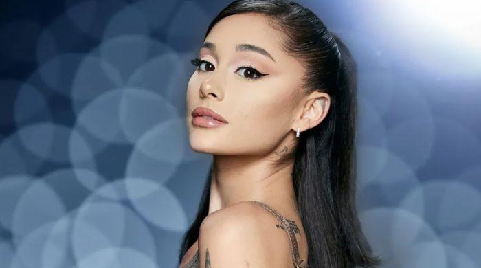 'Wicked' screening brings Ariana Grande to tears