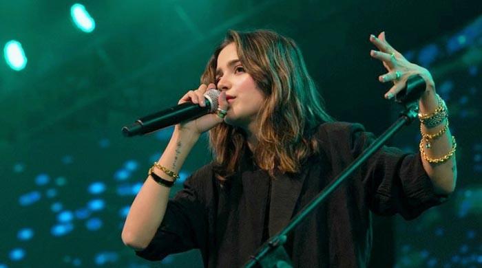 Aima Baig's viral mashup of beloved tracks garners massive fan praise