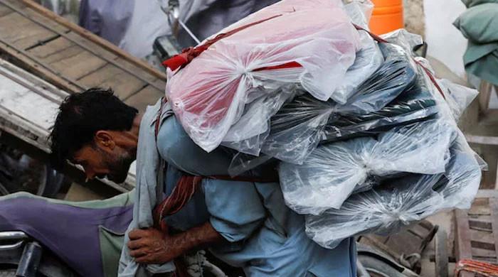 Pakistan's debt-to-GDP ratio slumps to lowest point since June 2018 Pakistan's debt-to-GDP ratio slumps to lowest point since June 2018