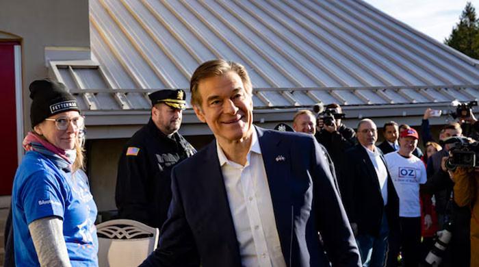 Trump picks TV's Dr Oz to run Medicare and Medicaid