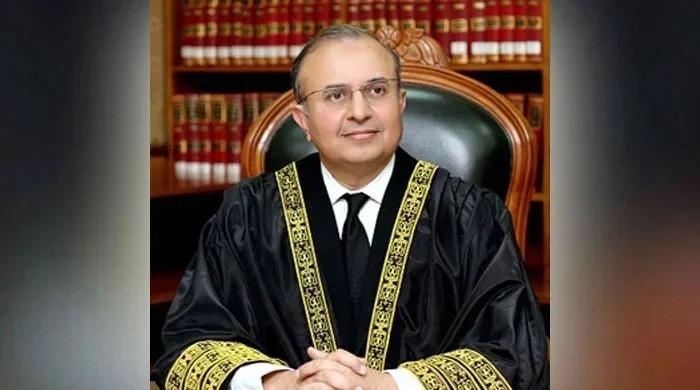 Political trials violate due process, says Justice Mansoor