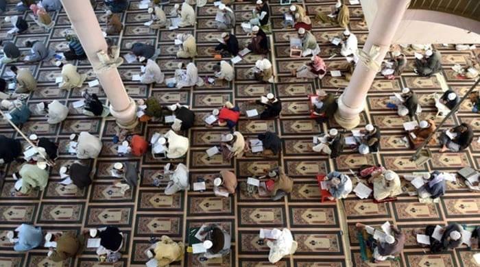 JUI-F warns govt of 'Islamabad march' if madrassa bill not approved