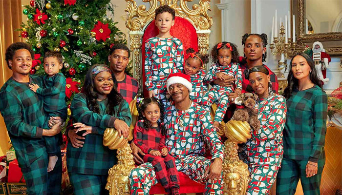 Snoop Dogg posts funny clip of grandkids reading Elf on the Shelf letter