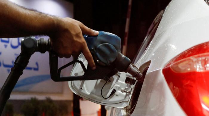 Govt set to raise IFEM by Rs2.5 per litre for POL products