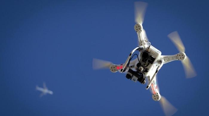 Mystery drones in US alarm locals, baffle authorities