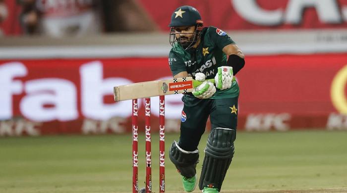 Jahandad replaces Sufiyan as Pakistan announce playing XI for second T20I against South Africa  www.geo.tv