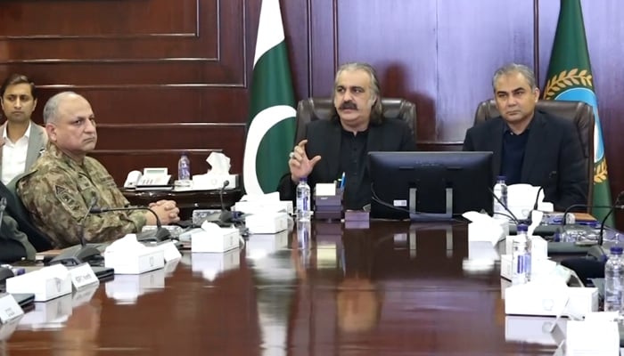 Khyber Pakhtunkhwa Chief Minister Ali Amin Gandapur (centre) chairs the Apex Committee in Peshawar, on December 20, 2024. — Screengrab/Reporter