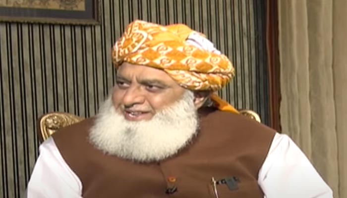 Jamiat Ulema-e-Islam-Fazl (JUI-F) chief Maulana Fazlur Rehman  speaking during Geo News programme Jirga on Saturday, December 21, 2024. — YouTube/Geo News