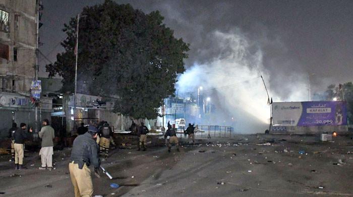 MWM continues sit-ins in Karachi despite crackdown on protesters MWM continues sit-ins in Karachi despite crackdown on protesters