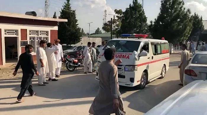 Kurram DC injured in firing as peace remains elusive despite ceasefire deal