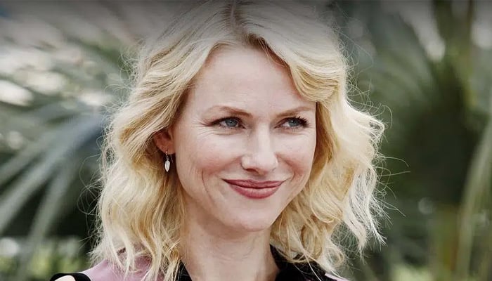 Naomi Watts spills beans on her new year resolutions