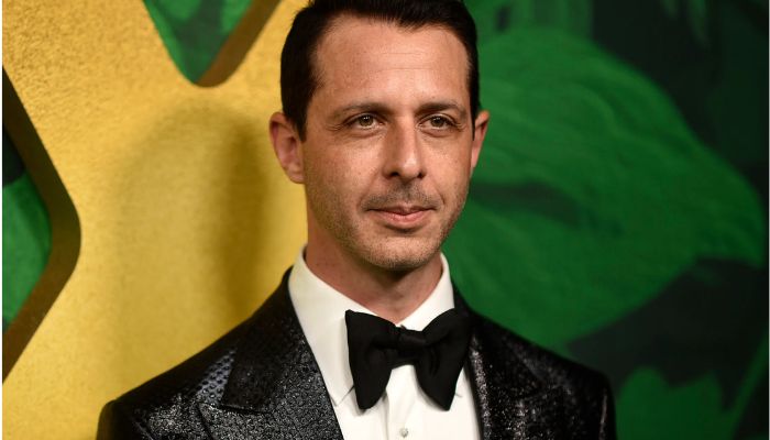 Jeremy Strong responds to criticism of his acting
