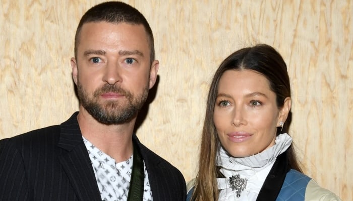Photo: Justin Timberlake plans to spoil Jessica Biel over holidays: Source