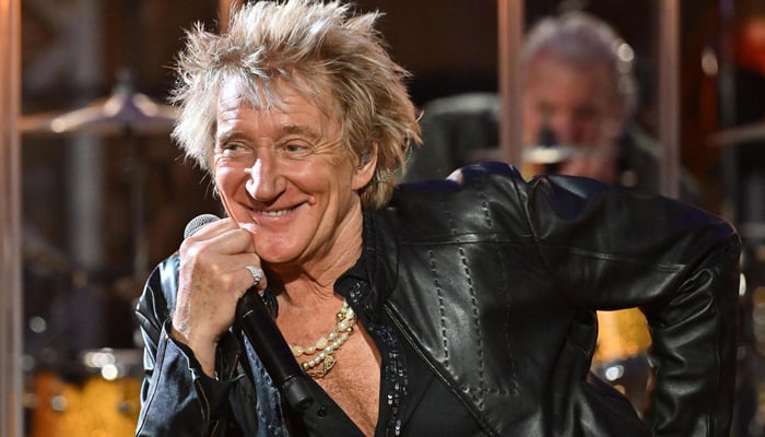 Sir Rod Stewart recalls his palms went cold after scary diagnosis