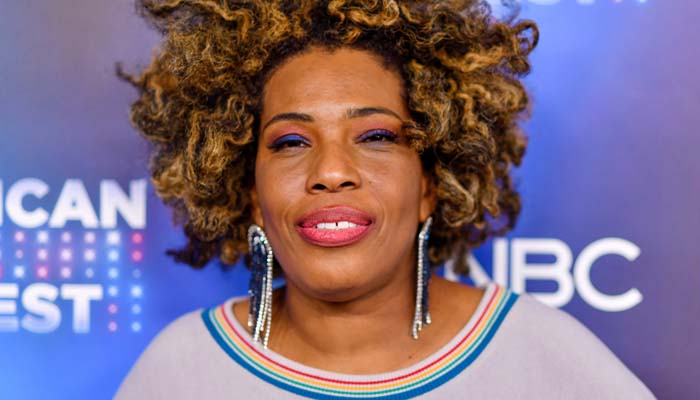 Macy Gray walks off The Masked Singer stage after unexpected elimination