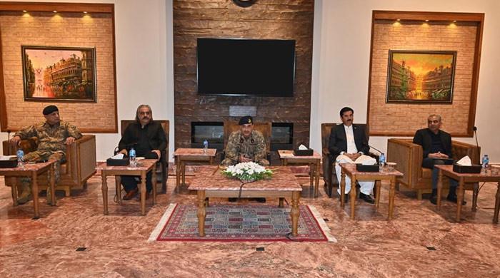 KP CM, governor 'engage in verbal slugfest' during meeting with COAS Munir
