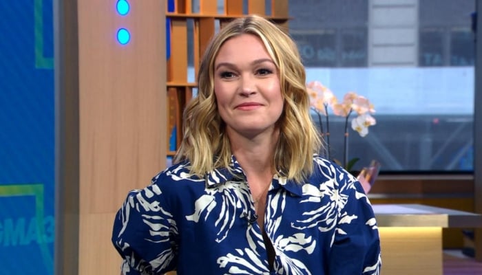 Photo: Julia Stiles shares details about 10 Things I Hate About You co-stars