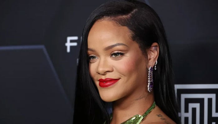 Rihanna sparks new music speculations