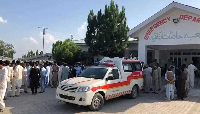 The picture shows police van at the site of incident in Sadda, District Kurram, on January 7, 2024. — Geo.tv