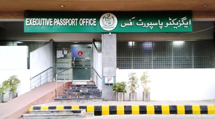 Govt extends fast track passport facility to 26 additional cities