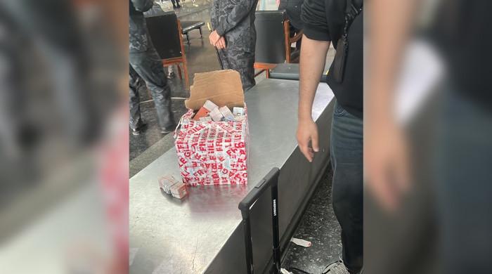 FIA foils attempt to smuggle 6,700 foreign SIMs from UK into Pakistan