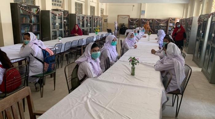 Karachi college official flees with Rs900,000 examination fees Karachi college official flees with Rs900,000 examination fees