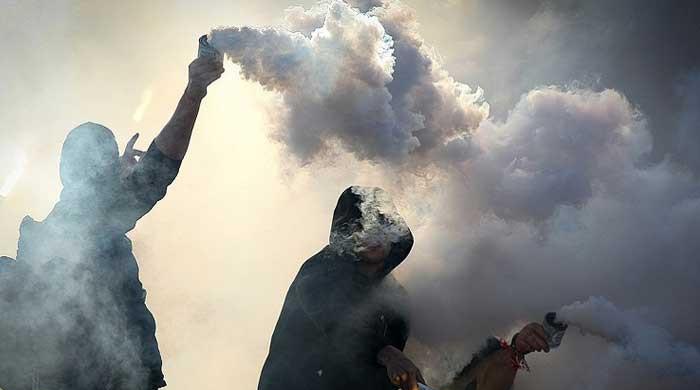 Injuries after football ‘ultras’ ambush rivals’ train in Italy  www.geo.tv