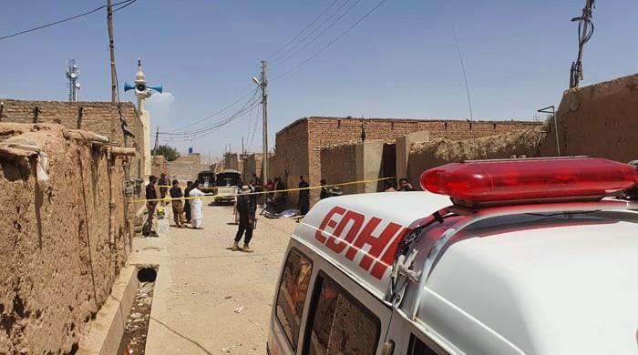 Polio vaccination nationwide campaign kicks off amid cop's martyrdom in KP's Khyber