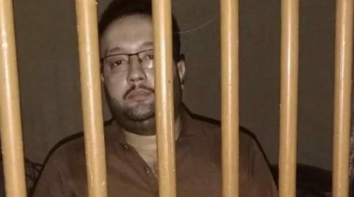 Mother of murdered maid 'reaches settlement' with Pir Asad