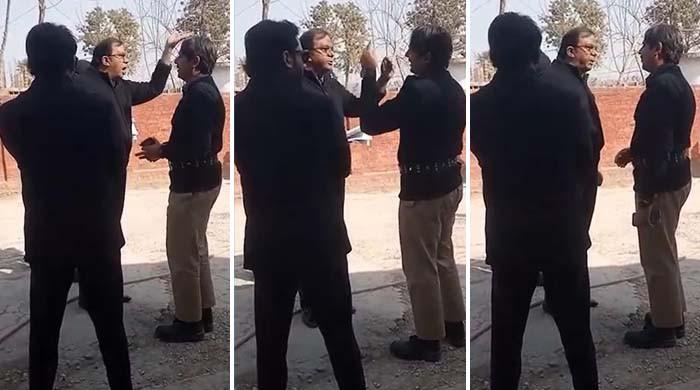 WATCH: Imran's lawyer verbally abuse Adiala jail staff member