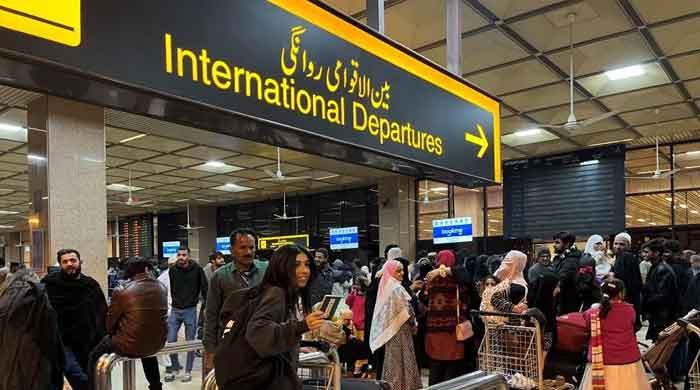 Nearly 50 more Pakistanis deported from 9 countries in last 24 hours