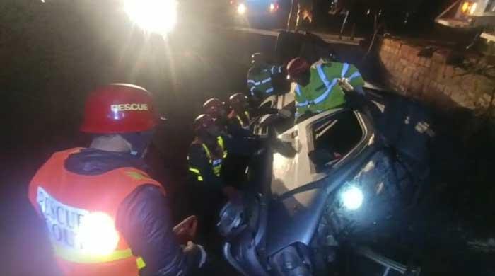 At least eight killed, two injured as van plunges into ravine in Kasur