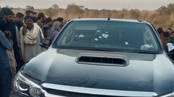 Six killed as gunmen spray car with bullets in Punjab's Gujrat: police