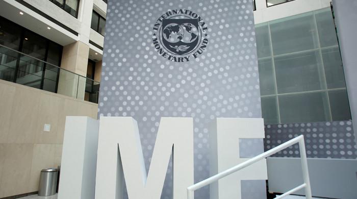 IMF expects Rs490bn shortfall in FBR revenue