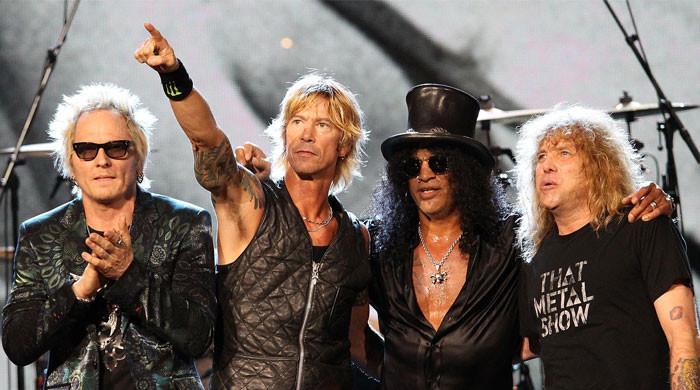 ‘Guns n Roses’ announces shocking split ahead of tour