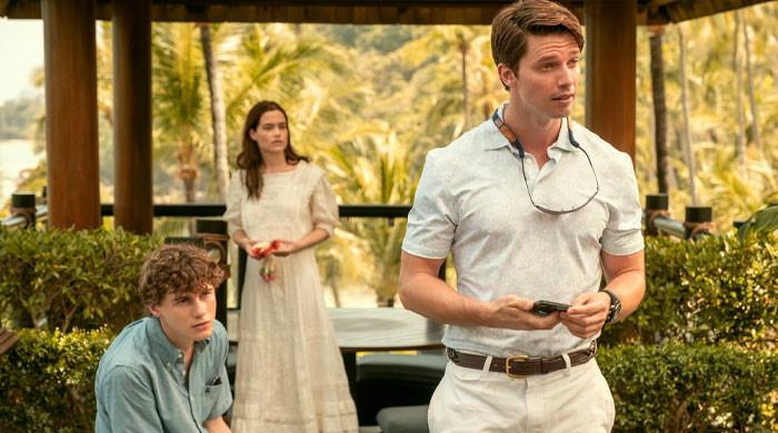 ‘White Lotus’ star reveals steamy scenes he broke NDA for