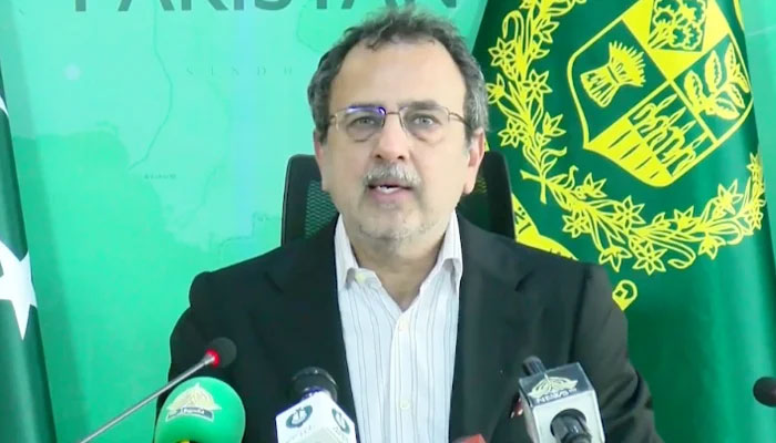 Energy Minister Awais Leghari addreses a press conference in Islamabad. — APP/File