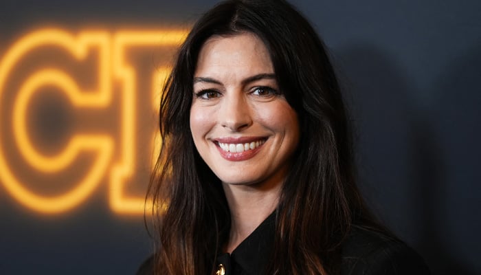 Anne Hathaway leaves her fans stunned with fresh look