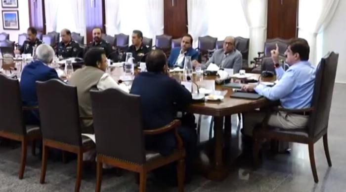 Karachi heavy vehicle speed capped at 30km/hr, driver drug tests mandatory