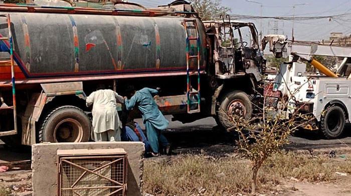 4-year-old boy crushed to death as Karachi's traffic mishaps continue to claim lives