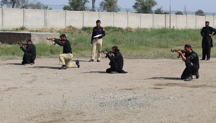 Khyber Pakhtunkhwa police personnel taking part in firing test to enhance professionalism for maintaining law and order. — Facebook/pakhtunkhwapolice/File