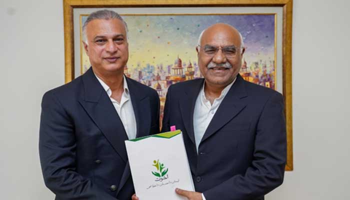 Agreement was signed by Dr Amjad Saqib, founder and chairperson of Akhuwat, and Zeeshan Hasan, CEO of Khan Academy Pakistan. — Image provided by Khan Academy Pakistan