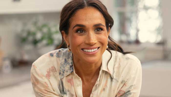 Thousands watch Megyn Kellys parody of Meghan Markle show