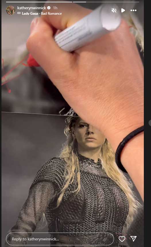 Vikings fans surprise Lagertha actress